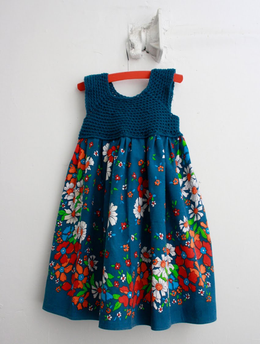 summer dress with crochet yoke + fabric - tutorial