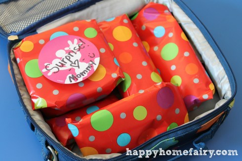 Use sponges to make your own lunchbox icepacks, plus other lunch hacks you need to know for back to school!